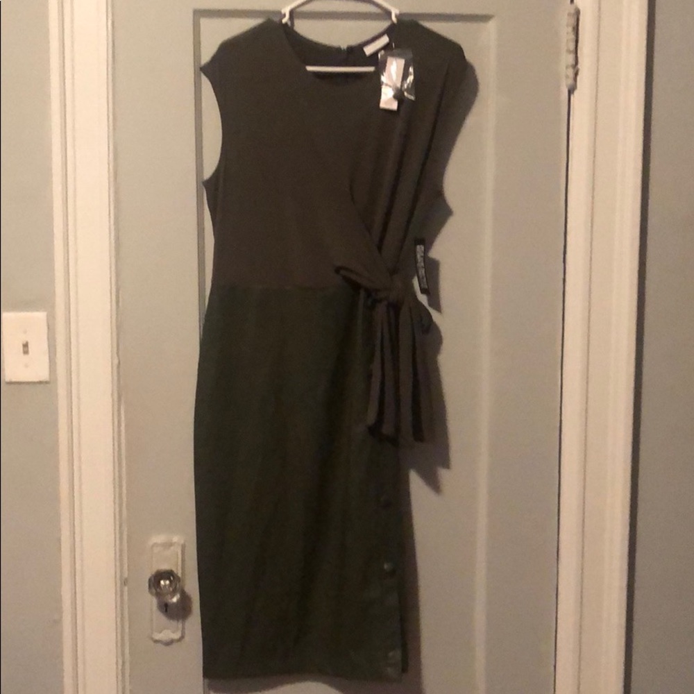 Perfect for Fall 🍁NWT  NY & Company Dress.